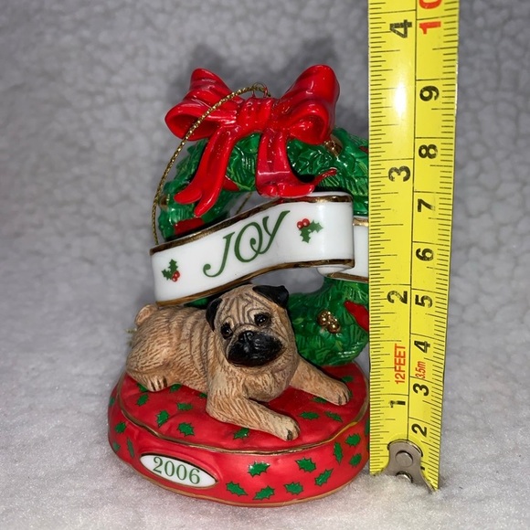 Danbury mint dog pug 2006 Christmas ornament joy porcelain 3.5" - Picture 3 of 7